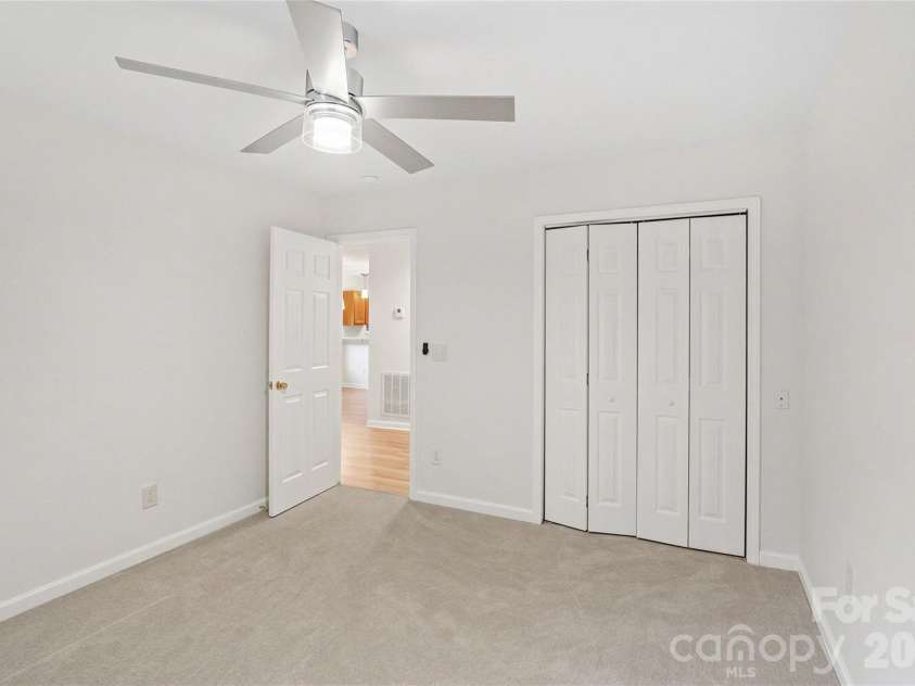 431 Danielle Way, Fort Mill, SC 29715.  MLS# CAR4403787, YatesRealty ID 36694. 