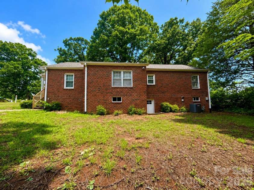 112 3rd Street, Conover, NC 28613.  MLS# CAR4403901, YatesRealty ID 36695. 