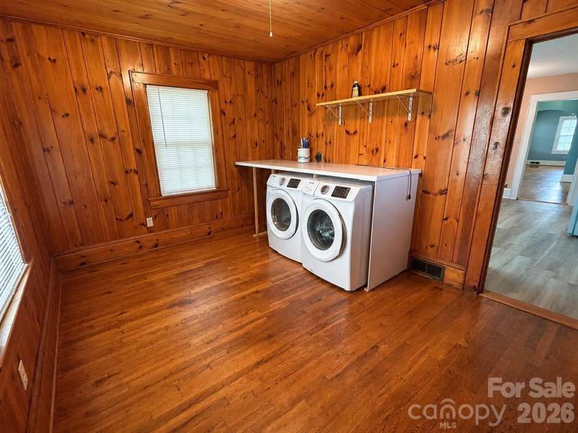 112 3rd Street, Conover, NC 28613.  MLS# CAR4403901, YatesRealty ID 36695. 