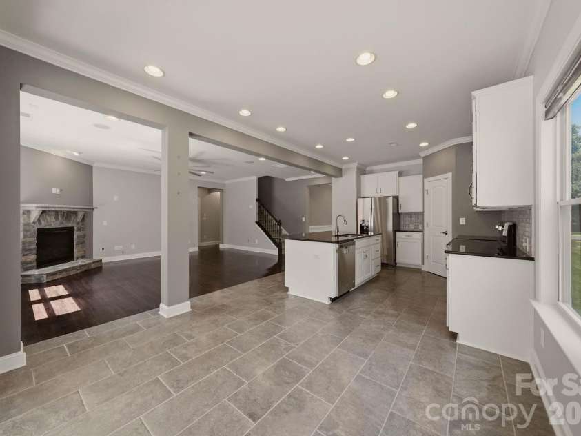 125 Paradise Hills Circle, Mooresville, NC 28115.  MLS# CAR4401948, YatesRealty ID 36697. 