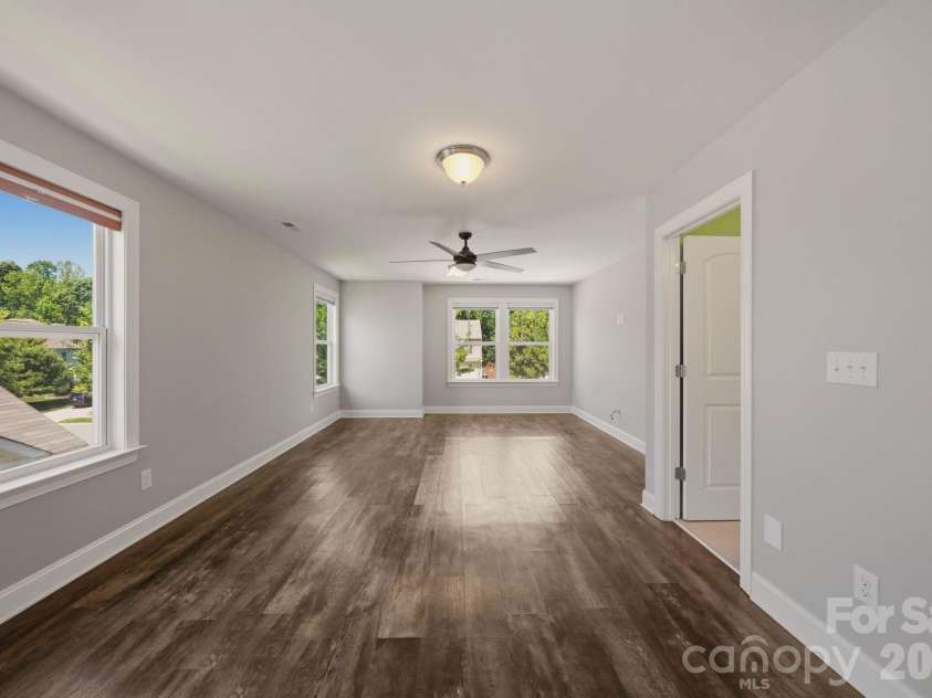 125 Paradise Hills Circle, Mooresville, NC 28115.  MLS# CAR4401948, YatesRealty ID 36697. 