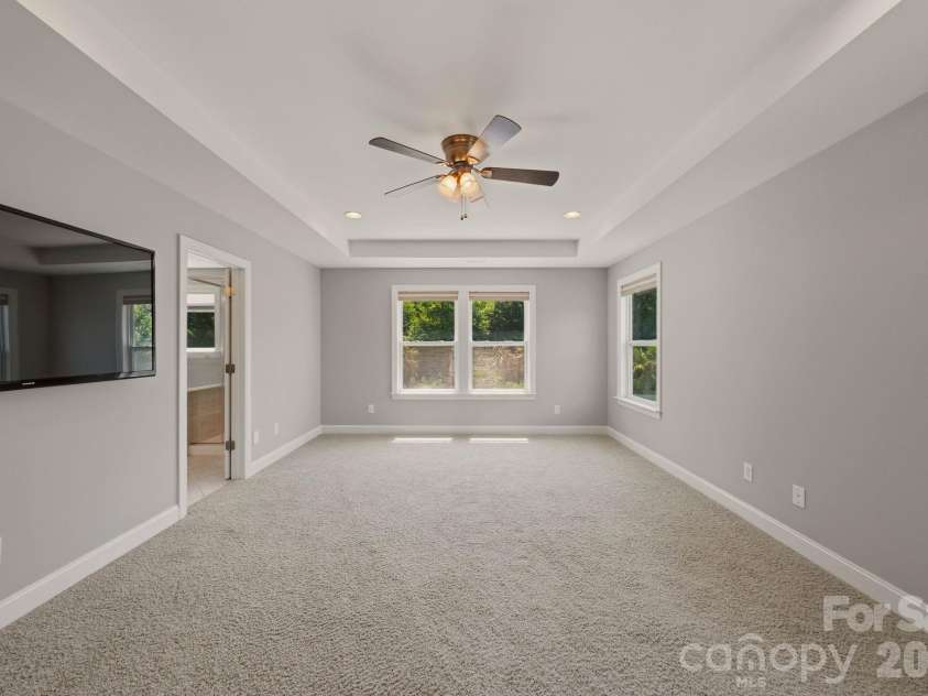 125 Paradise Hills Circle, Mooresville, NC 28115.  MLS# CAR4401948, YatesRealty ID 36697. 