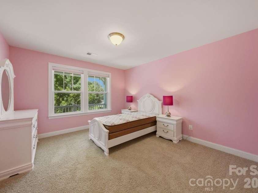 125 Paradise Hills Circle, Mooresville, NC 28115.  MLS# CAR4401948, YatesRealty ID 36697. 