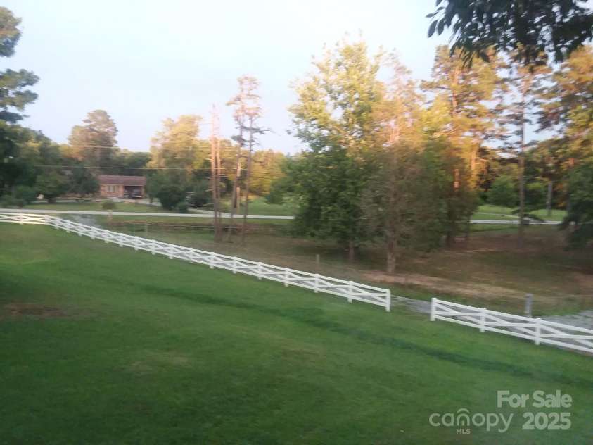 1753 Smith Farm Road, Lexington, NC 27292.  MLS# CAR4213452, YatesRealty ID 367. 