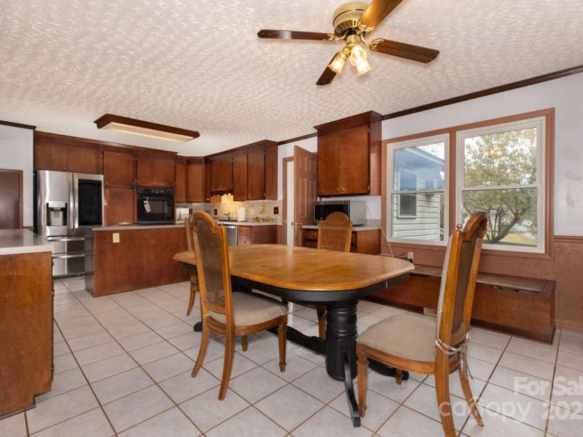 10 Maple Court, Newton, NC 28658.  MLS# CAR4319557, YatesRealty ID 3670. 