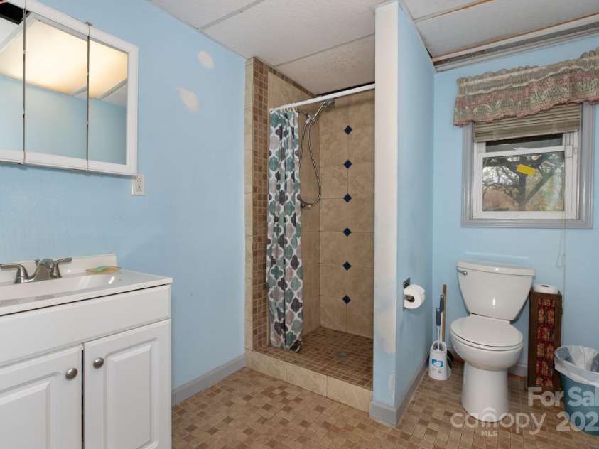 10 Maple Court, Newton, NC 28658.  MLS# CAR4319557, YatesRealty ID 3670. 