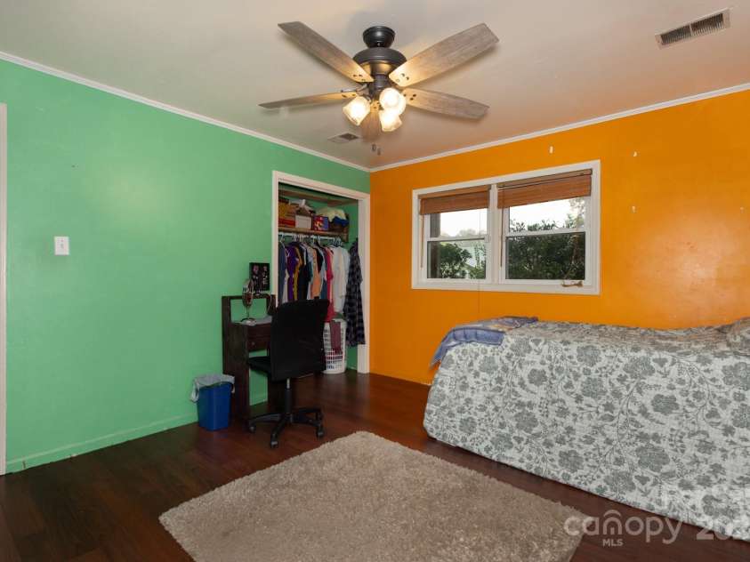 10 Maple Court, Newton, NC 28658.  MLS# CAR4319557, YatesRealty ID 3670. 