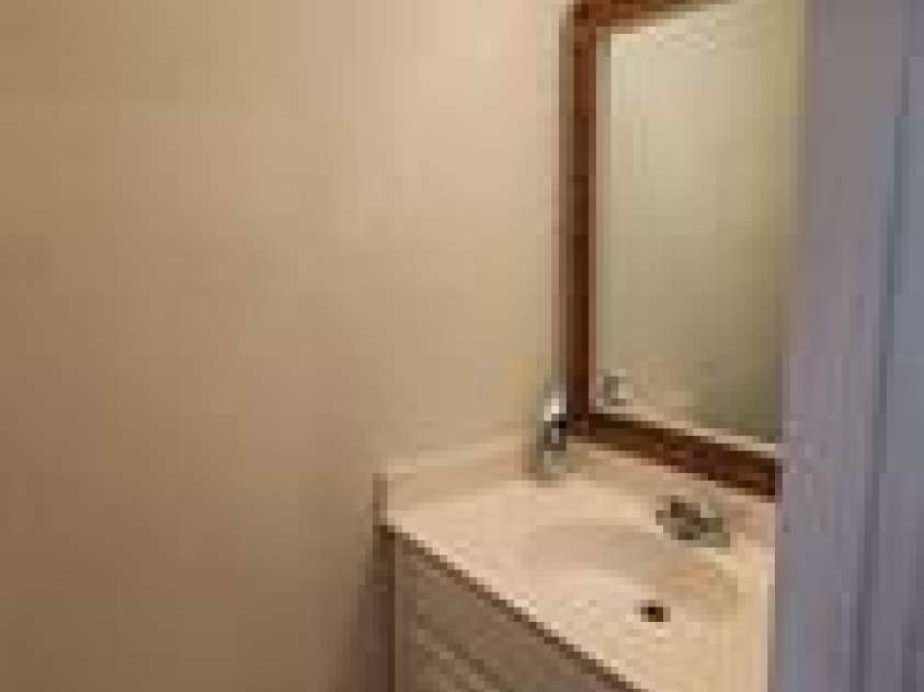 10607 Old Bridge Lane, Charlotte, NC 28269.  MLS# CAR4273664, YatesRealty ID 3670. 