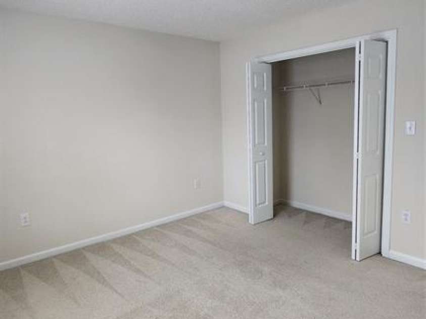 10607 Old Bridge Lane, Charlotte, NC 28269.  MLS# CAR4273664, YatesRealty ID 3670. 