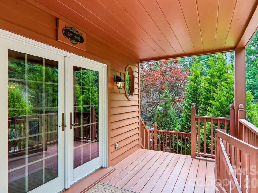 156 Simpson Lane, Maggie Valley, NC 28751.  MLS# CAR4400344, YatesRealty ID 36700. 