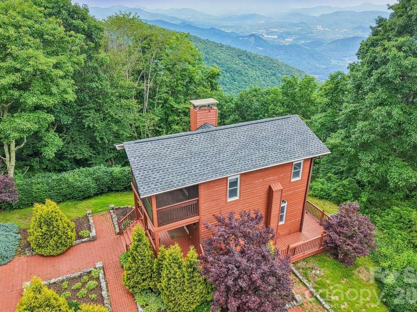 156 Simpson Lane, Maggie Valley, NC 28751.  MLS# CAR4400344, YatesRealty ID 36700. 