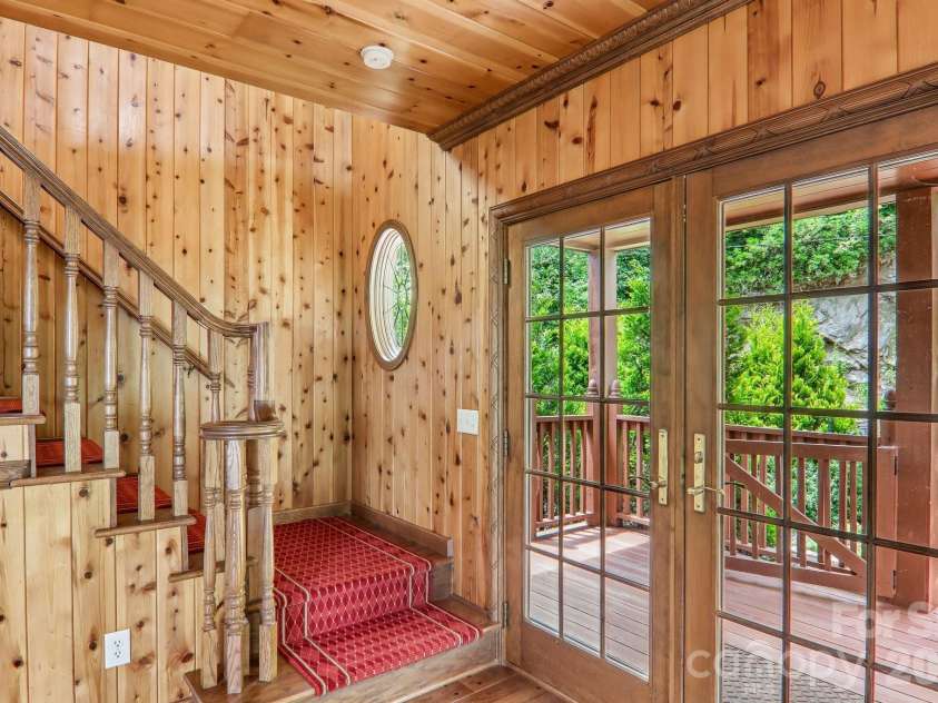 156 Simpson Lane, Maggie Valley, NC 28751.  MLS# CAR4400344, YatesRealty ID 36700. 