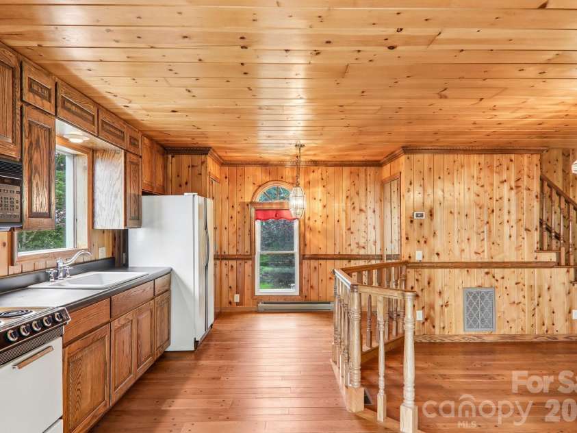 156 Simpson Lane, Maggie Valley, NC 28751.  MLS# CAR4400344, YatesRealty ID 36700. 