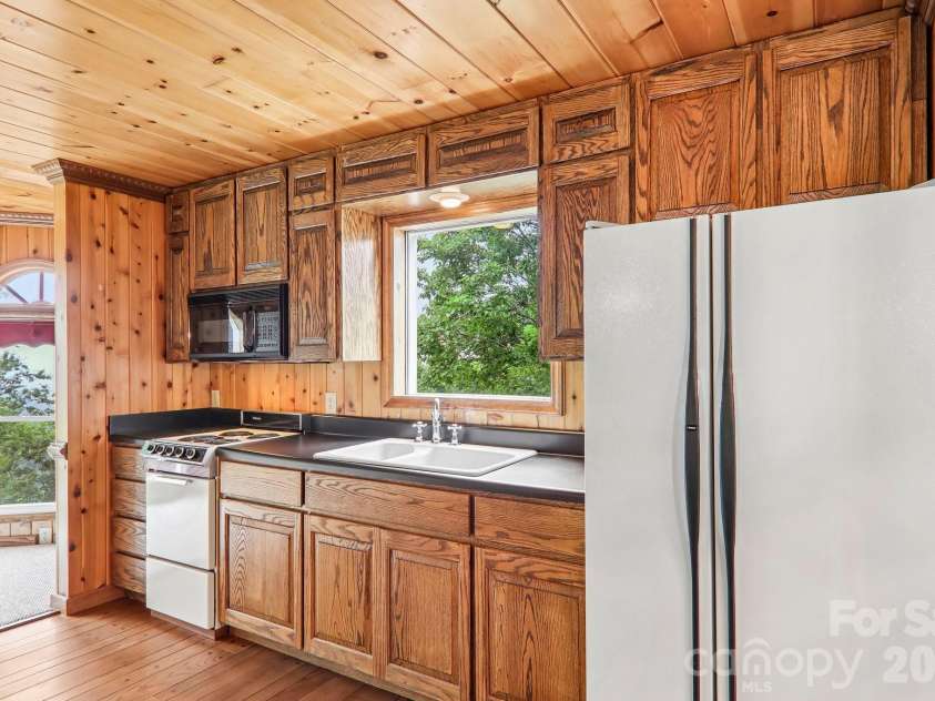 156 Simpson Lane, Maggie Valley, NC 28751.  MLS# CAR4400344, YatesRealty ID 36700. 