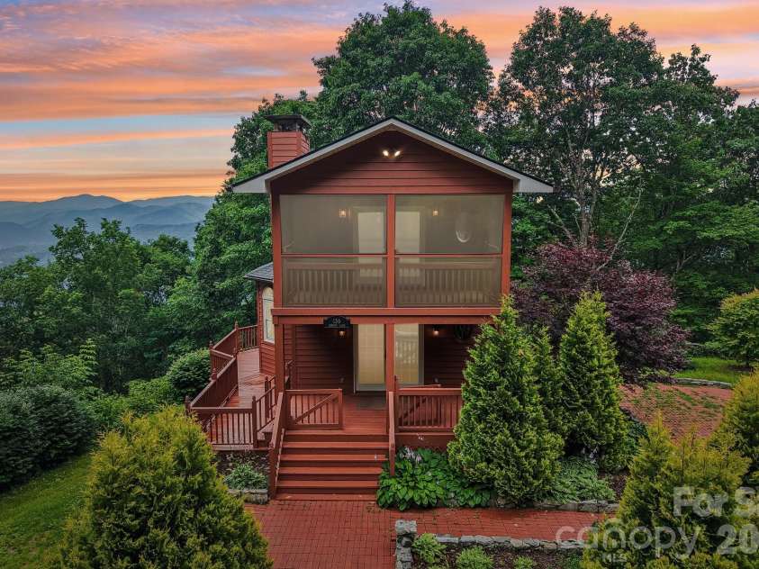 156 Simpson Lane, Maggie Valley, NC 28751.  MLS# CAR4400344, YatesRealty ID 36700. 