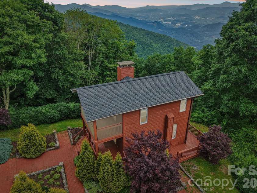 156 Simpson Lane, Maggie Valley, NC 28751.  MLS# CAR4400344, YatesRealty ID 36700. 