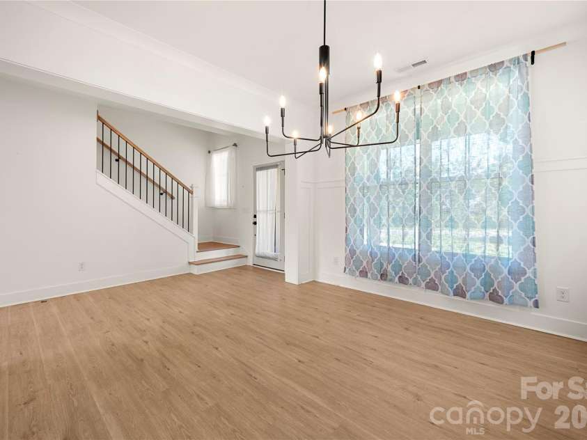 11352 Timber Ridge Road, Charlotte, NC 28213.  MLS# CAR4402806, YatesRealty ID 36701. 