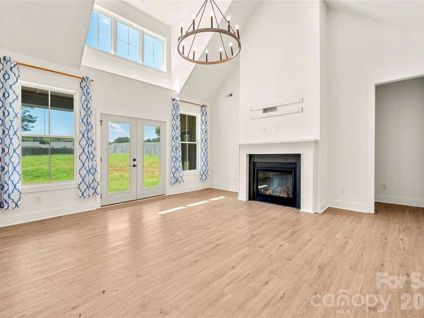 11352 Timber Ridge Road, Charlotte, NC 28213.  MLS# CAR4402806, YatesRealty ID 36701. 
