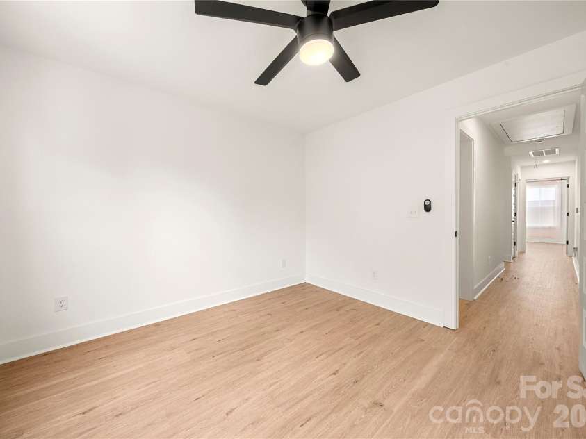 11352 Timber Ridge Road, Charlotte, NC 28213.  MLS# CAR4402806, YatesRealty ID 36701. 
