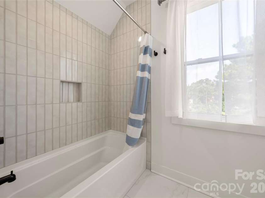 11352 Timber Ridge Road, Charlotte, NC 28213.  MLS# CAR4402806, YatesRealty ID 36701. 