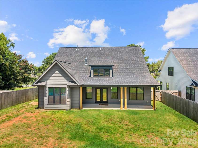11352 Timber Ridge Road, Charlotte, NC 28213.  MLS# CAR4402806, YatesRealty ID 36701. 
