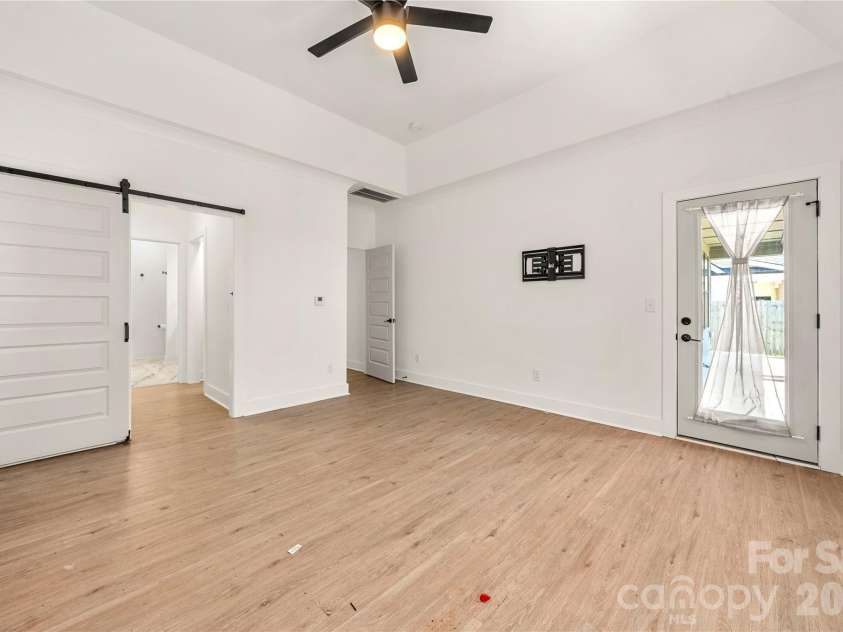 11352 Timber Ridge Road, Charlotte, NC 28213.  MLS# CAR4402806, YatesRealty ID 36701. Primary
