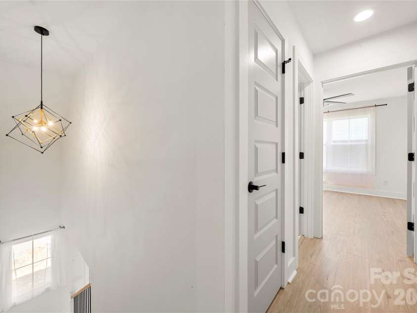 11352 Timber Ridge Road, Charlotte, NC 28213.  MLS# CAR4402806, YatesRealty ID 36701. Upper level