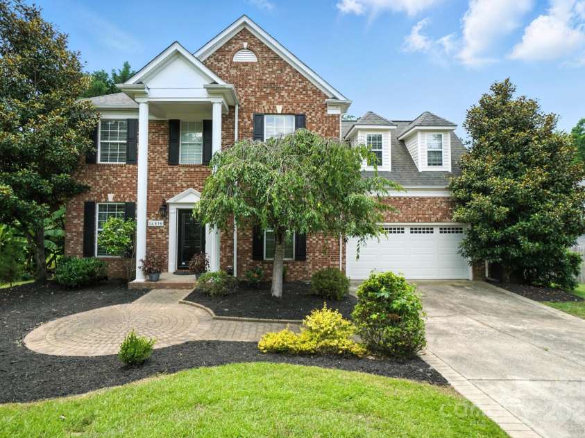 14616 Pomerol Lane, Pineville, NC 28134.  MLS# CAR4264958, YatesRealty ID 36704. 