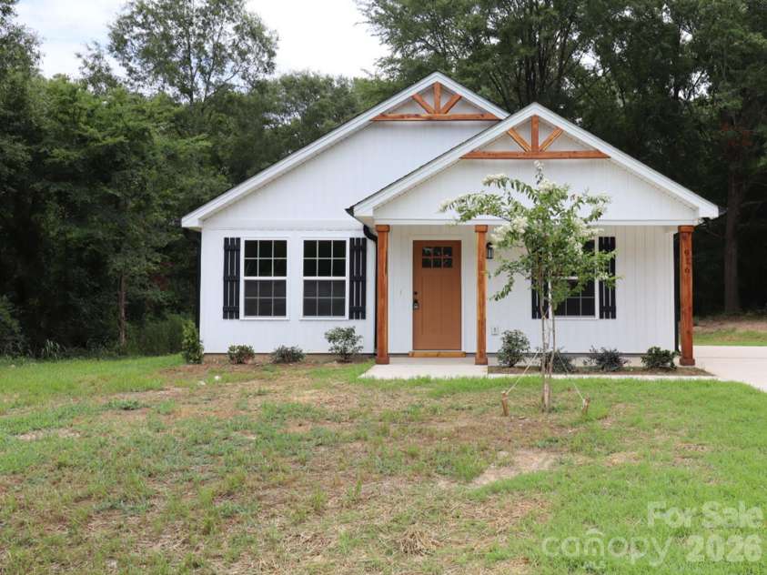 916 Austin Road, Marshville, NC 28103.  MLS# CAR4403881, YatesRealty ID 36704. 