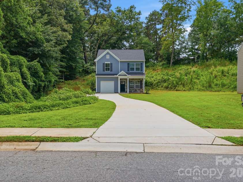 248 Valleybrook Lane, Troutman, NC 28166.  MLS# CAR4403330, YatesRealty ID 36707. 