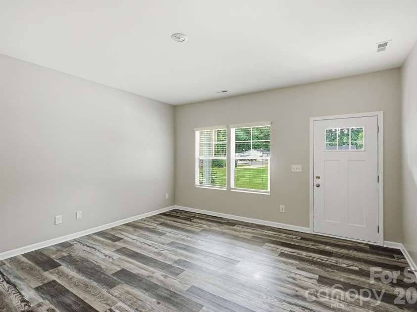 248 Valleybrook Lane, Troutman, NC 28166.  MLS# CAR4403330, YatesRealty ID 36707. 