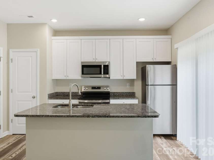 248 Valleybrook Lane, Troutman, NC 28166.  MLS# CAR4403330, YatesRealty ID 36707. 