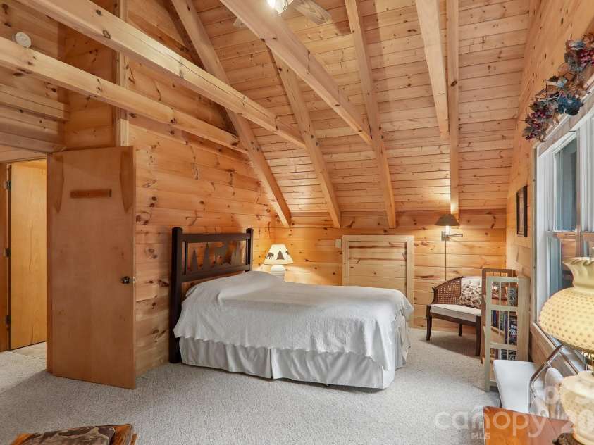 1061 Setzer Cove Road, Maggie Valley, NC 28751.  MLS# CAR4404005, YatesRealty ID 36708. 