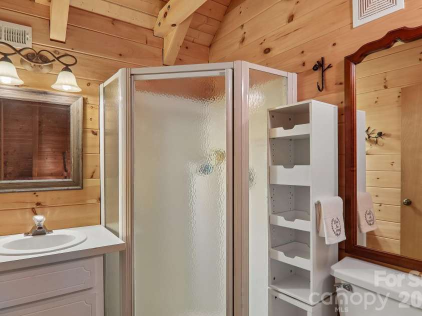 1061 Setzer Cove Road, Maggie Valley, NC 28751.  MLS# CAR4404005, YatesRealty ID 36708. 