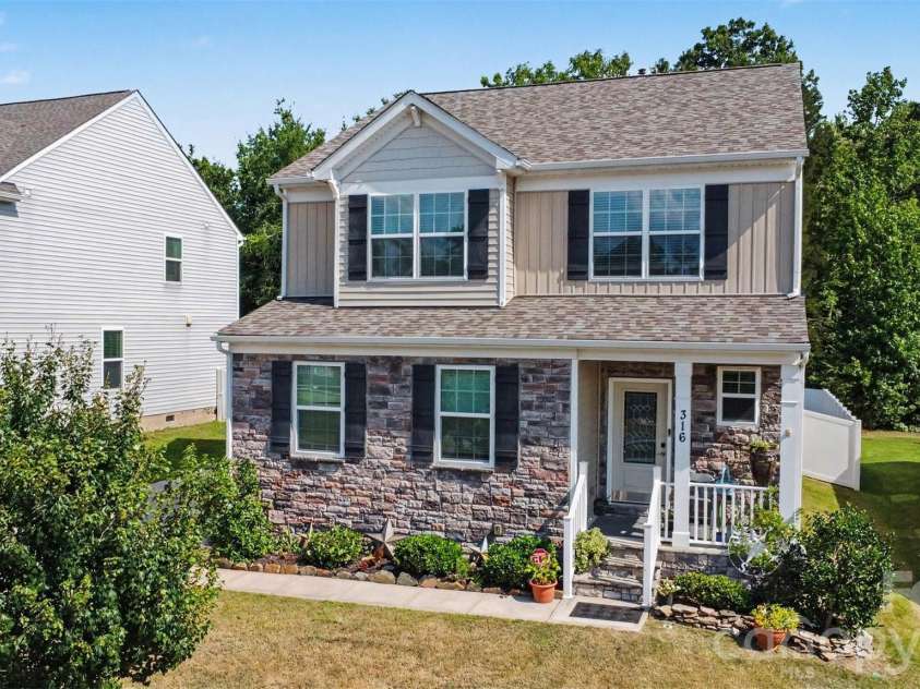 316 Purple Sage Way, Rock Hill, SC 29730.  MLS# CAR4404000, YatesRealty ID 36709. 