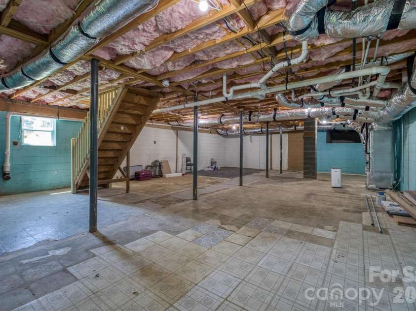 214 Howard Street, Morganton, NC 28655.  MLS# CAR4284499, YatesRealty ID 3671. Full Basement 