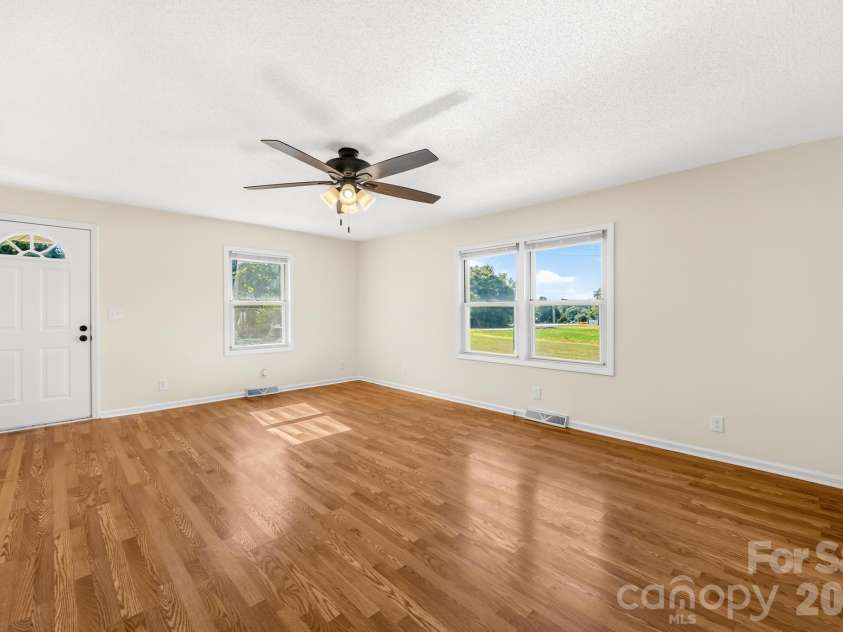2615 Airport Road, Salisbury, NC 28147.  MLS# CAR4403877, YatesRealty ID 36710. 