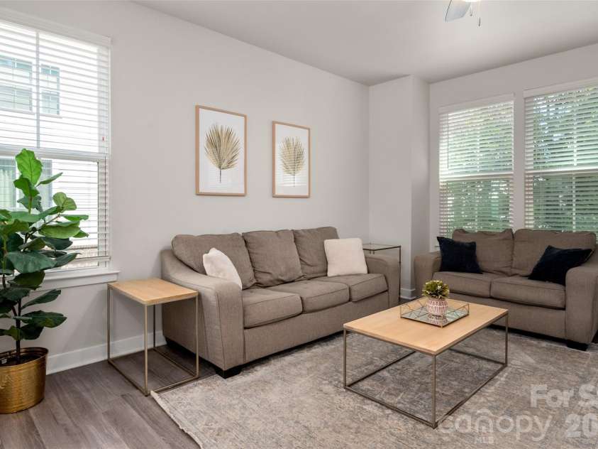 511 Old Mill Road, Charlotte, NC 28206.  MLS# CAR4403394, YatesRealty ID 36713. 