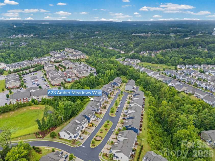 623 Amber Meadows Way, Fort Mill, SC 29708.  MLS# CAR4402607, YatesRealty ID 36714. Cameron Creek Community