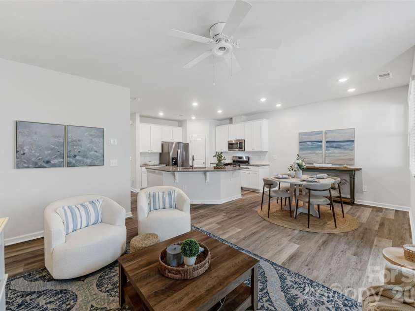 711 Still Oak Trail, Fort Mill, SC 29708.  MLS# CAR4385661, YatesRealty ID 36715. Comfortable open-concept living area
