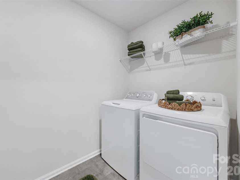 711 Still Oak Trail, Fort Mill, SC 29708.  MLS# CAR4385661, YatesRealty ID 36715. Laundry