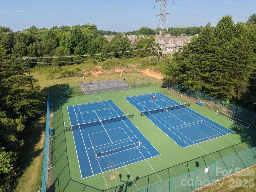 125 Morrocroft Lane, Mooresville, NC 28117.  MLS# CAR4397843, YatesRealty ID 36718. 