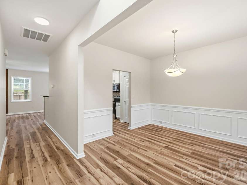 125 Morrocroft Lane, Mooresville, NC 28117.  MLS# CAR4397843, YatesRealty ID 36718. 