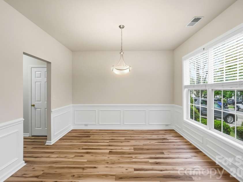 125 Morrocroft Lane, Mooresville, NC 28117.  MLS# CAR4397843, YatesRealty ID 36718. 