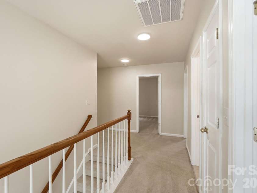 125 Morrocroft Lane, Mooresville, NC 28117.  MLS# CAR4397843, YatesRealty ID 36718. 