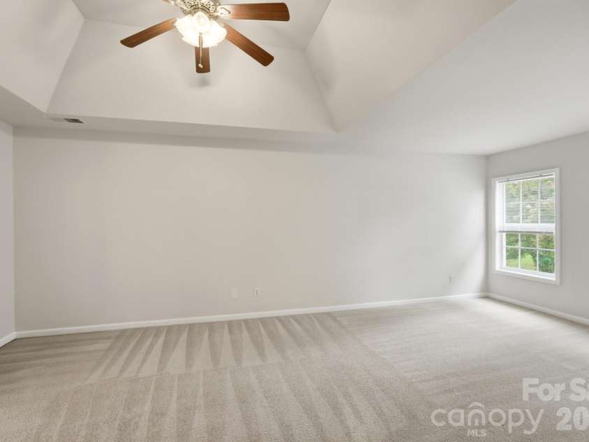 125 Morrocroft Lane, Mooresville, NC 28117.  MLS# CAR4397843, YatesRealty ID 36718. 