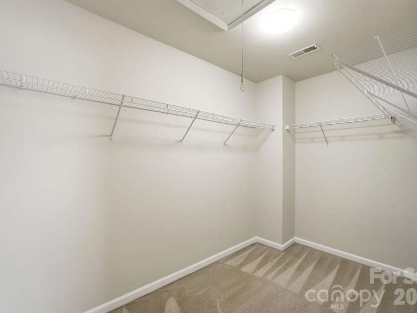 125 Morrocroft Lane, Mooresville, NC 28117.  MLS# CAR4397843, YatesRealty ID 36718. 