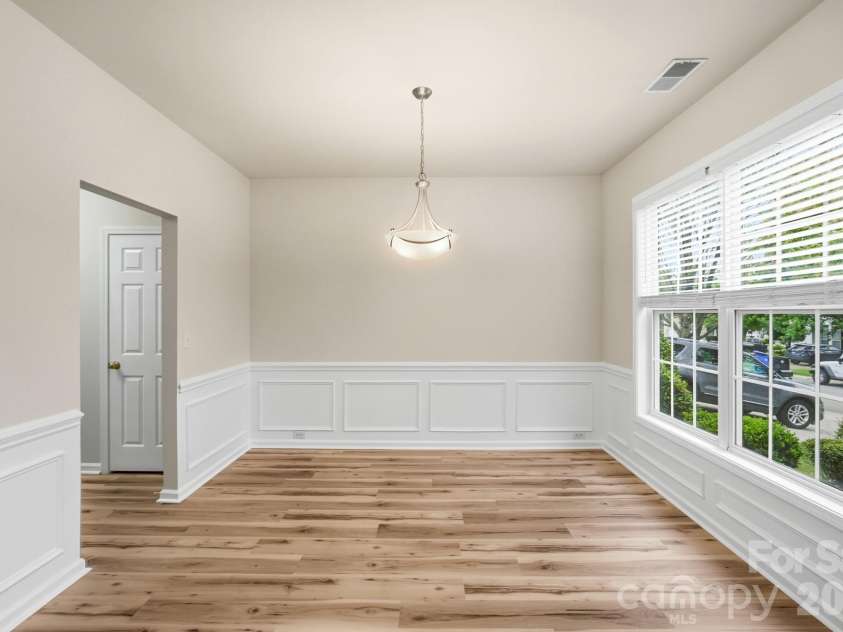 125 Morrocroft Lane, Mooresville, NC 28117.  MLS# CAR4397843, YatesRealty ID 36718. Dining room