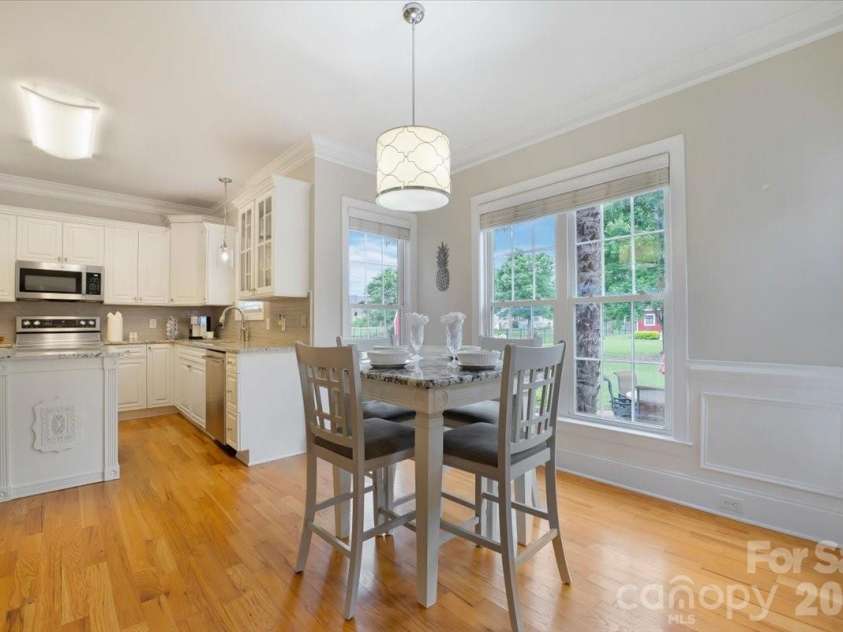 527 Hallman Drive, Rock Hill, SC 29732.  MLS# CAR4401140, YatesRealty ID 36719. 