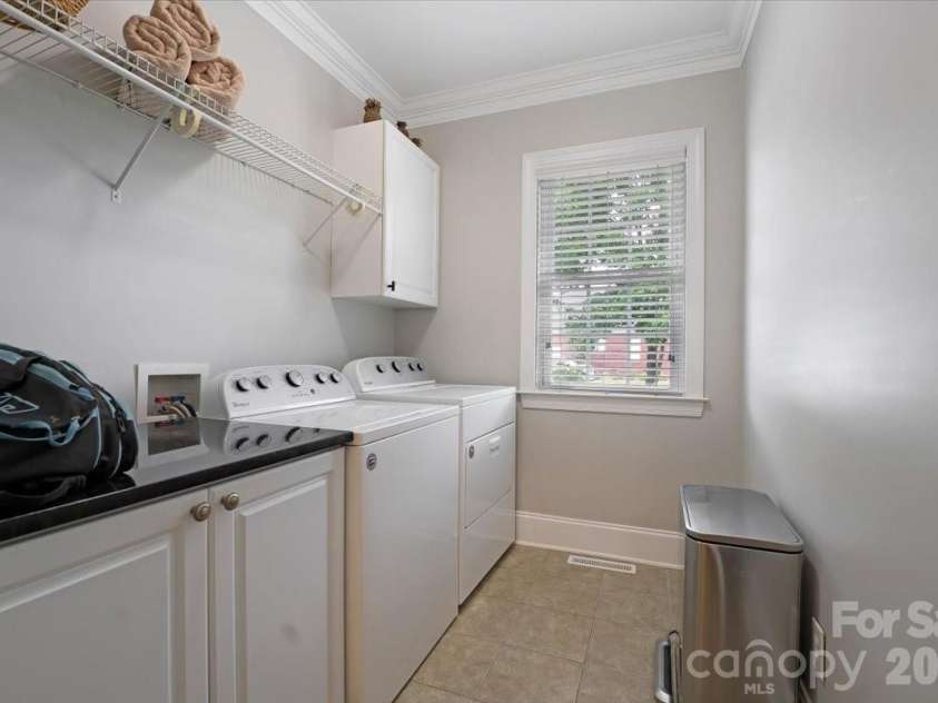 527 Hallman Drive, Rock Hill, SC 29732.  MLS# CAR4401140, YatesRealty ID 36719. 